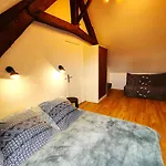 Alojamento de Acomodação e Pequeno-almoço La Ferme Manoir Saint Barthelemy 3*