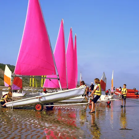 La Ferme Manoir Saint Barthelemy Bed and Breakfast